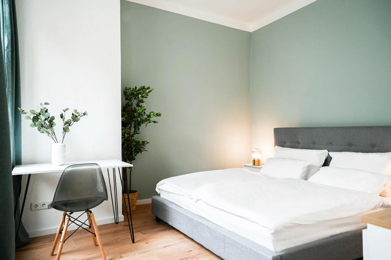 50Qm Apartment In Krefeld Zentral Gelegen Mit Hohen Decken - Beuys Apartments - Krefeld Buitenkant foto